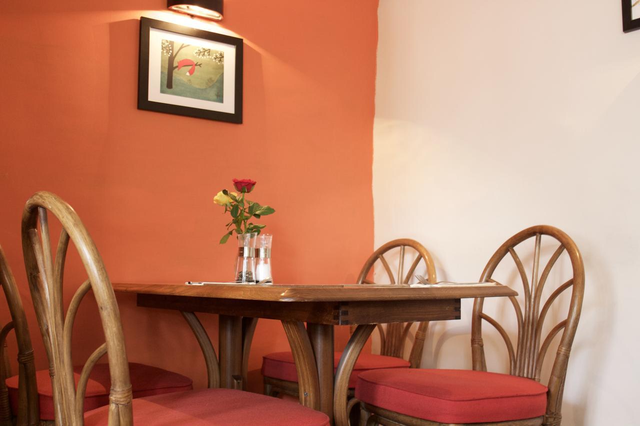 The Fox Inn, Wilbarston Екстер'єр фото